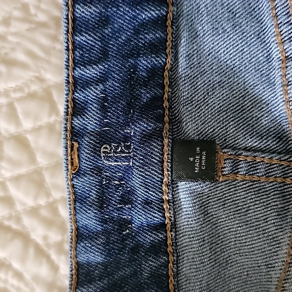 Button fly jeans - Picture 4 of 4
